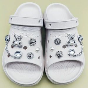 NEW-10pcs* Bear Chain Bling Pearl Rhinestone Flower Shoe Charms for Your Crocs